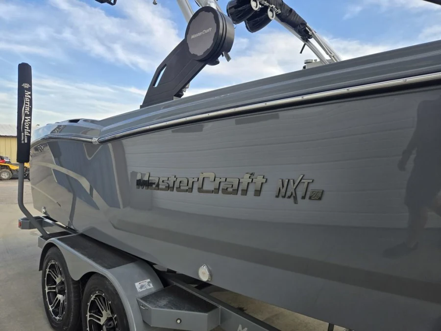 2022-mastercraft-nxt24-148652-image6