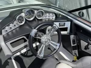 2012-mastercraft-x2-148653-image13