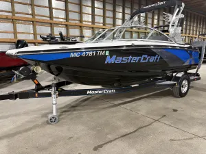 2012-mastercraft-x2-148653-image1