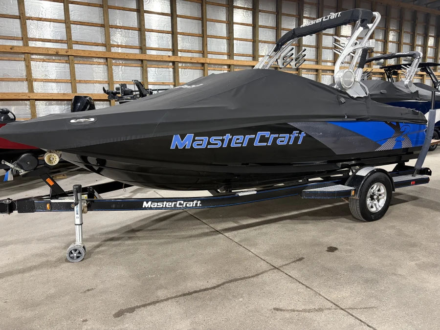 2012-mastercraft-x2-148653-image25