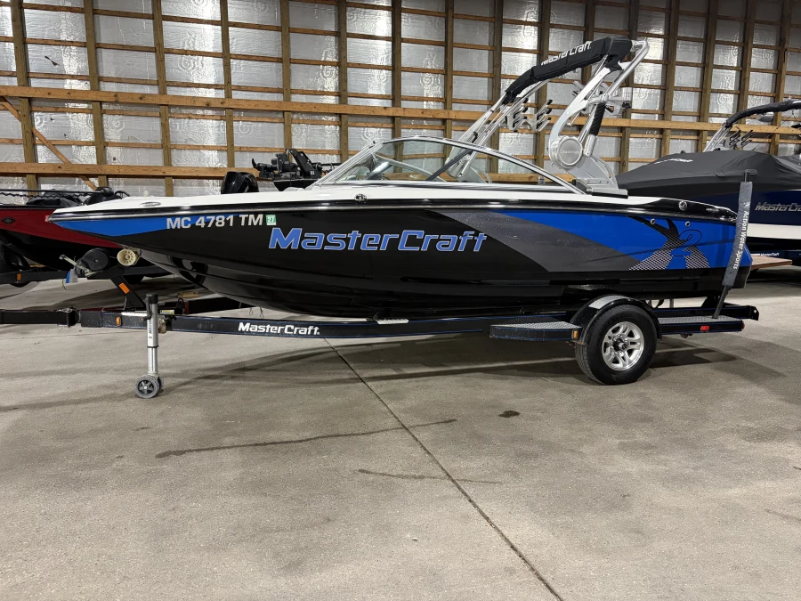 2012-mastercraft-x2-148653-image3