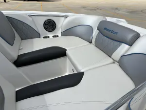 2012-mastercraft-x2-148653-image6