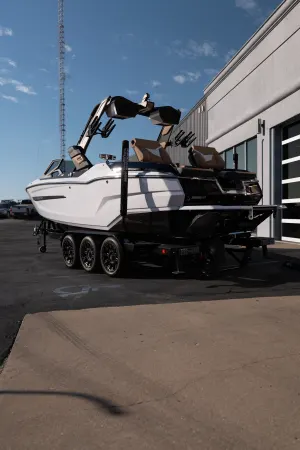 2026-mastercraft-x24-148655-image9