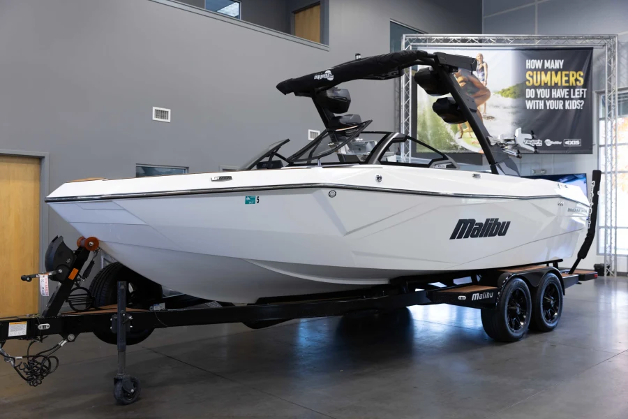 2026-malibu-wakesetter-23-lsv-148656-image2