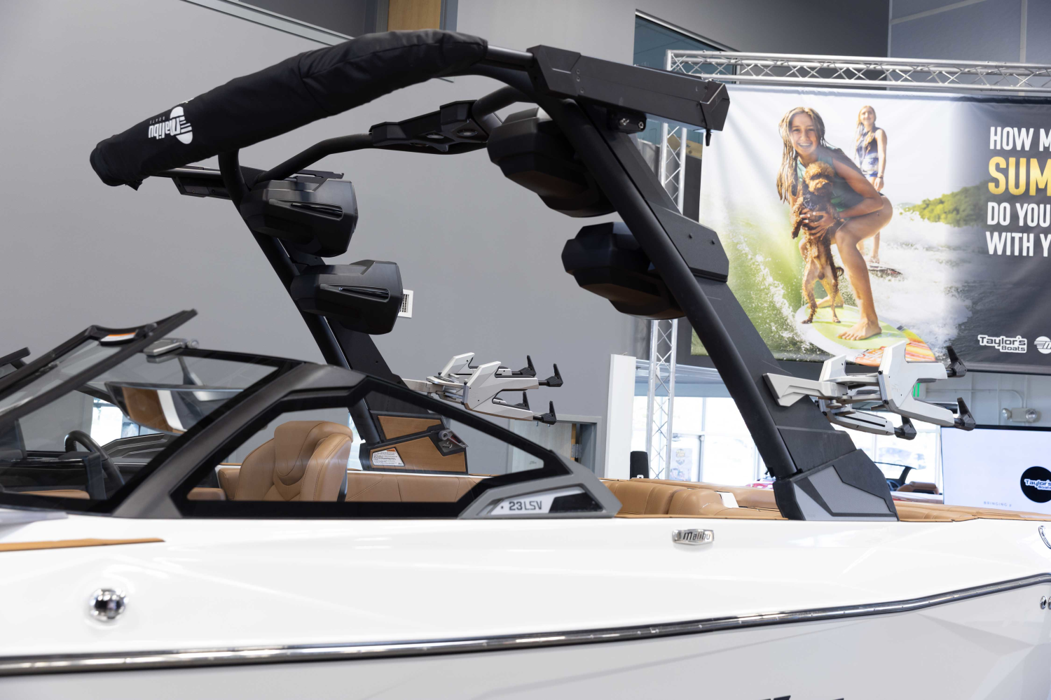 2026 Malibu Boats 23 LSV