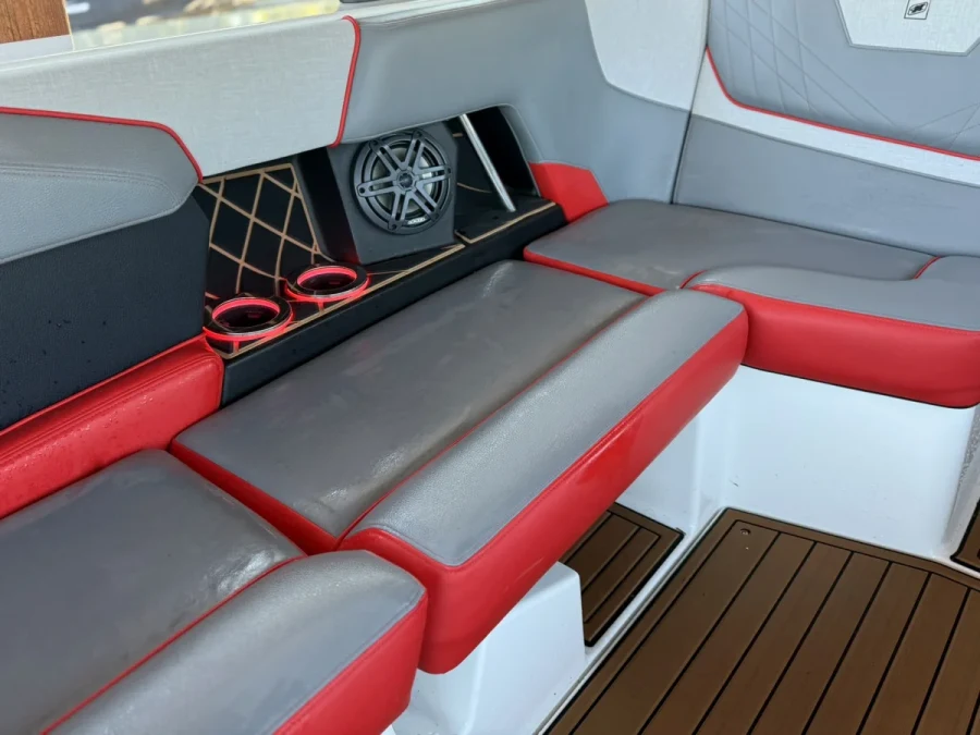 2021-nautique-gs24-148779-image27.webp