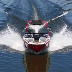 2021-nautique-gs24-148779-image3_184838.webp