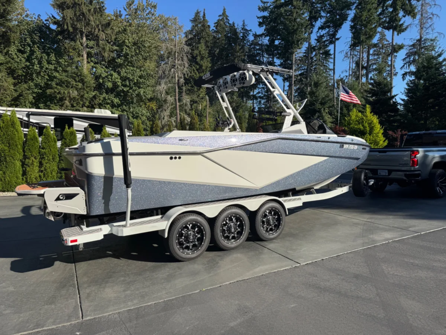 2022 Axis Boats T250