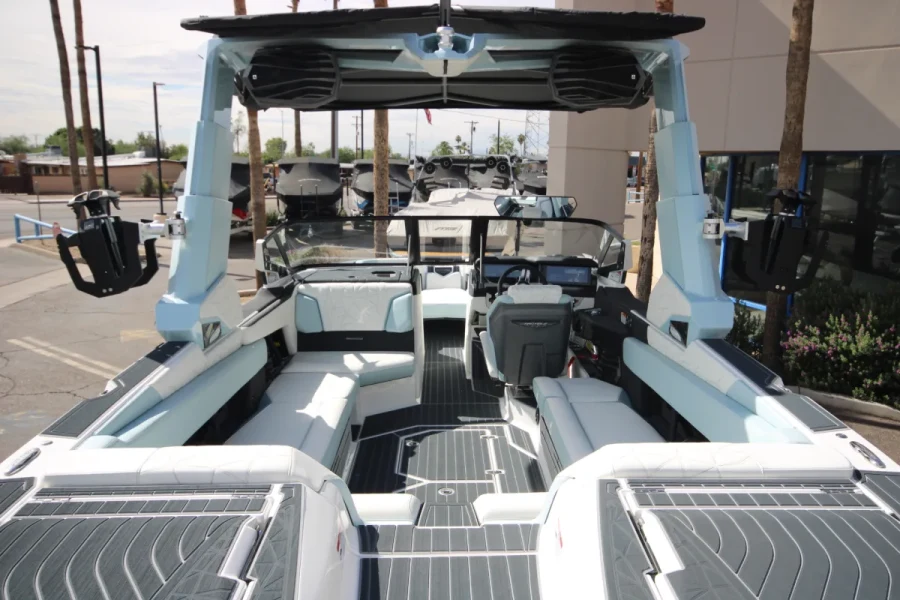 2023-nautique-g25-paragon-148788-image4.webp