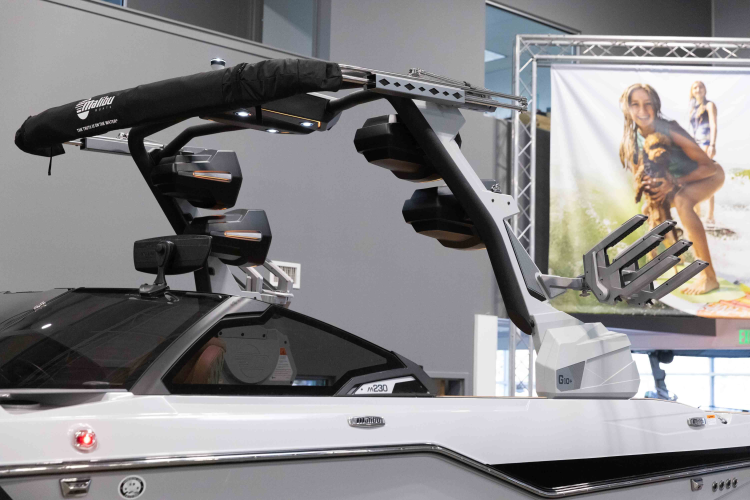 2025 Malibu Boats M230