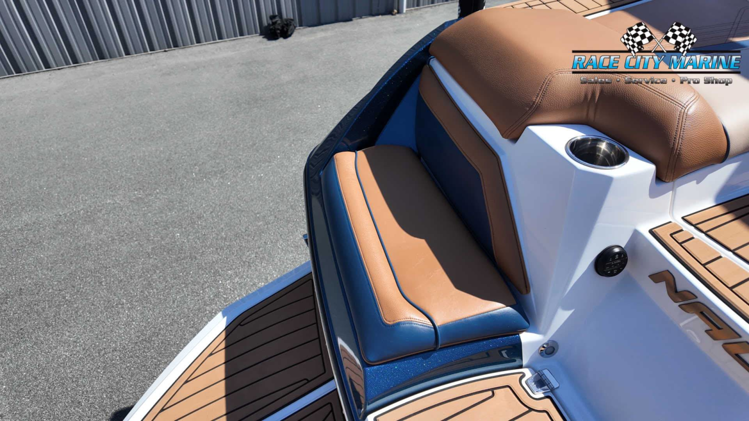 2020 Nautique G23