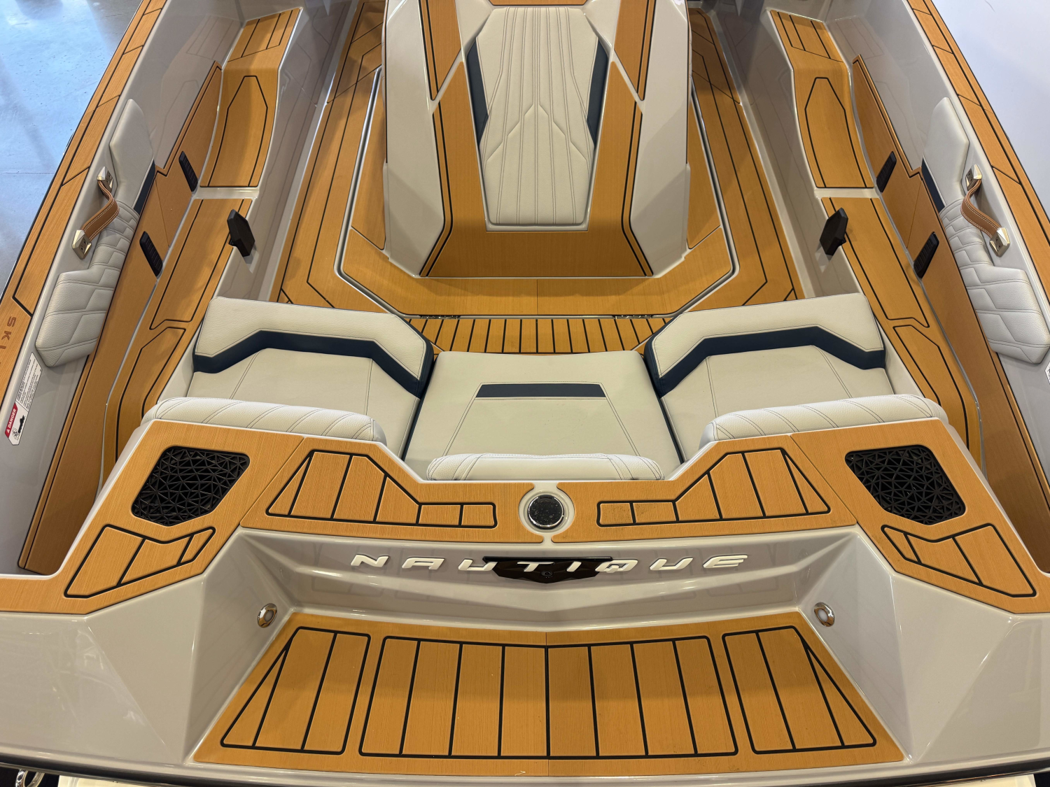 2027 Nautique Ski