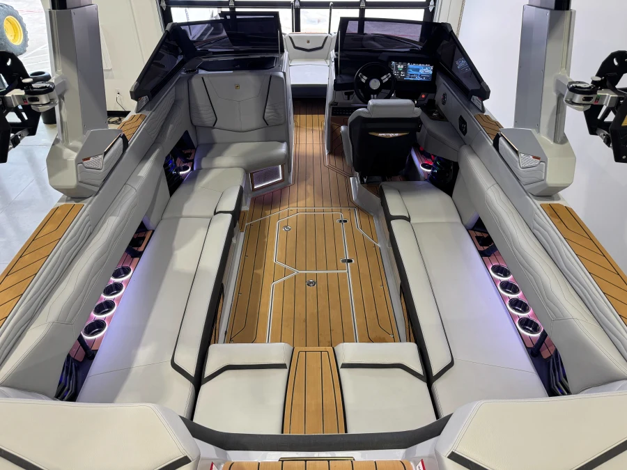 2026-nautique-g25-147018-image15