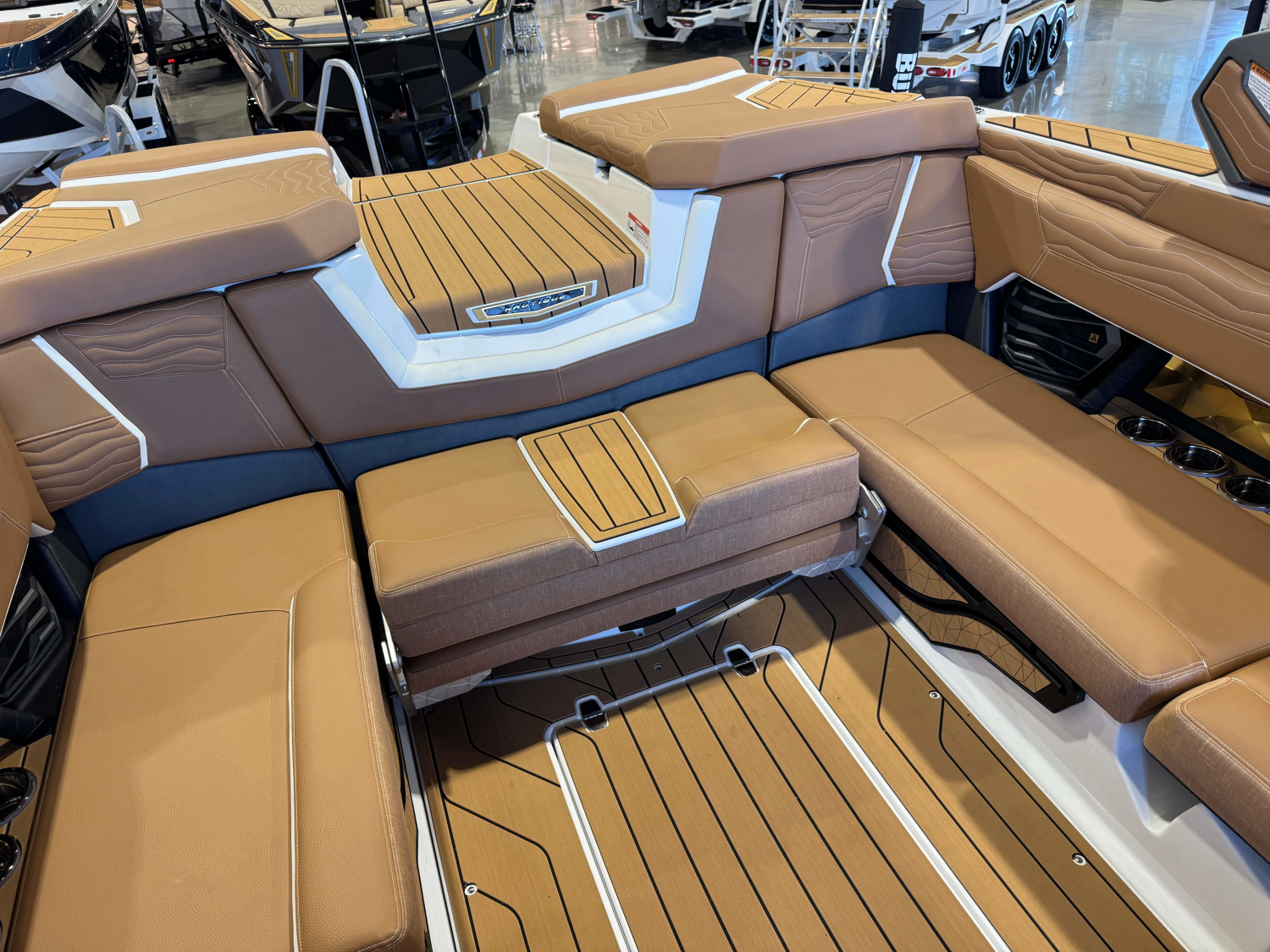 2027 Nautique Super Air Nautique G23