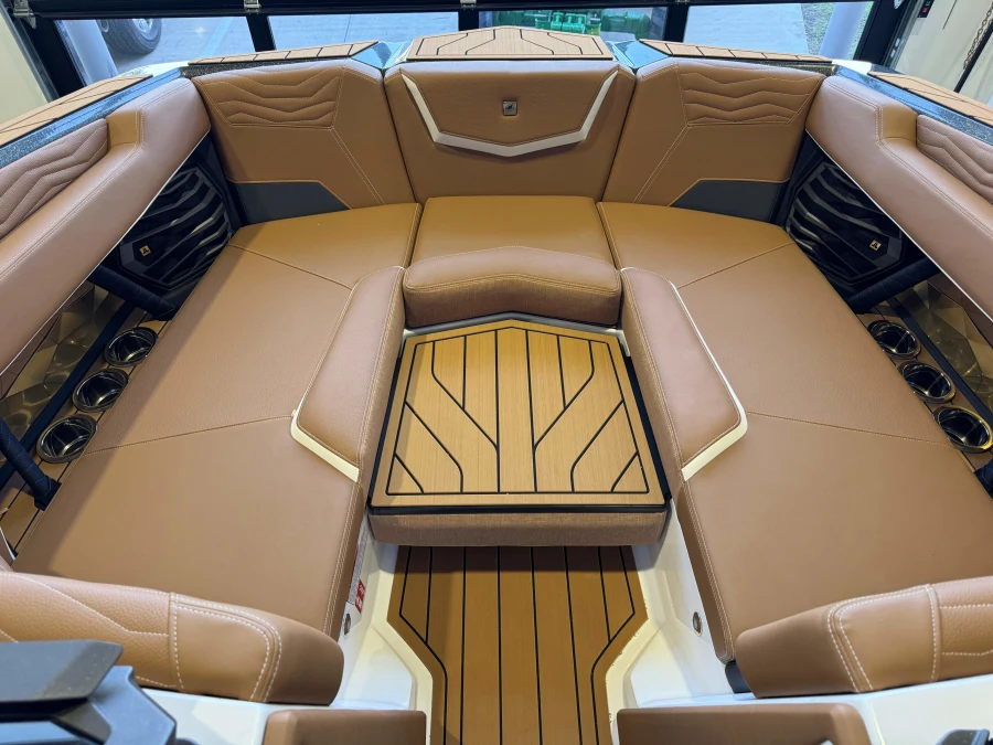 2027-nautique-g23-147020-image16