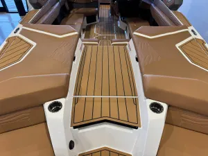 2027-nautique-g23-147020-image9