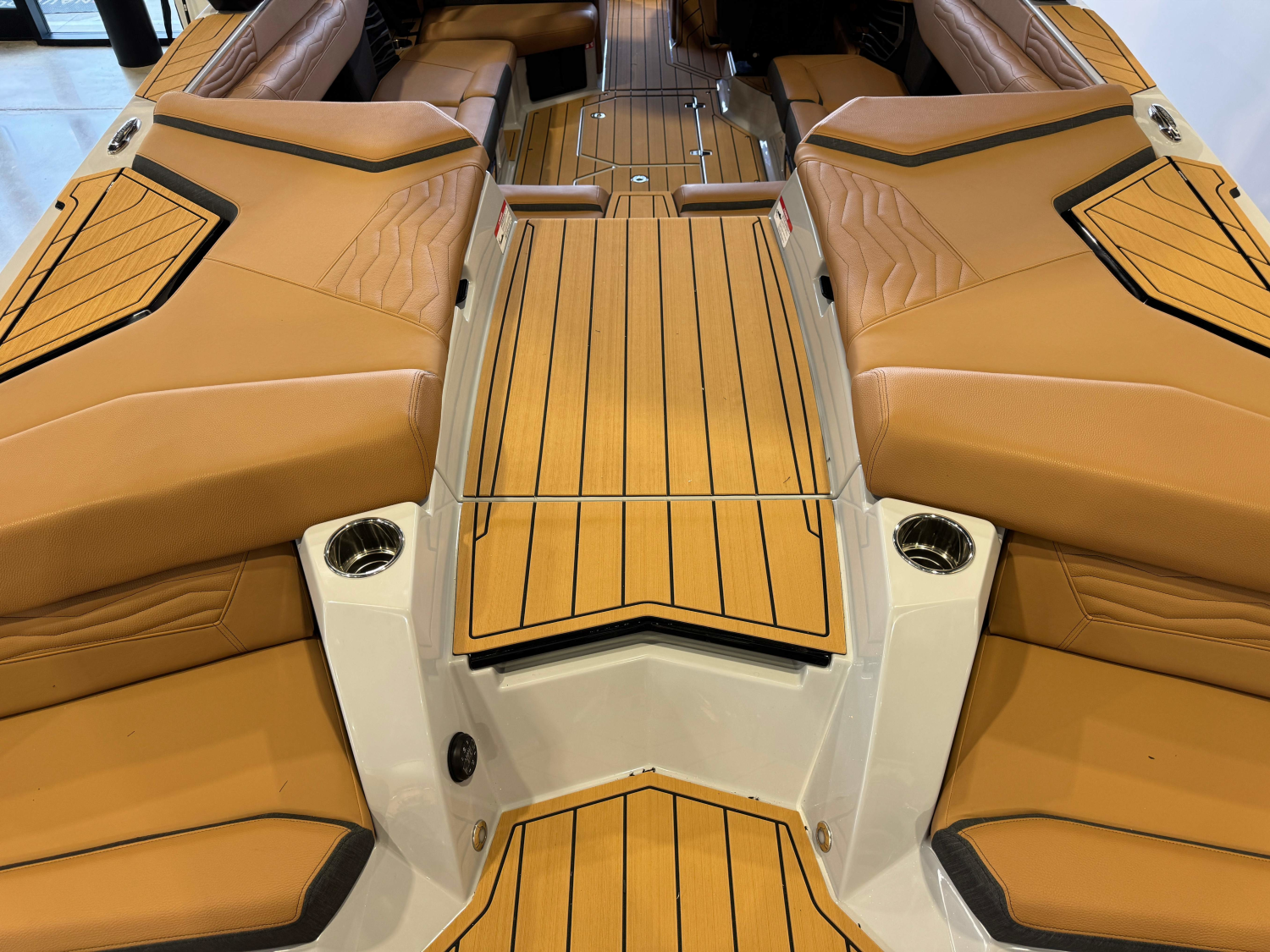 2027 Nautique Super Air Nautique G23