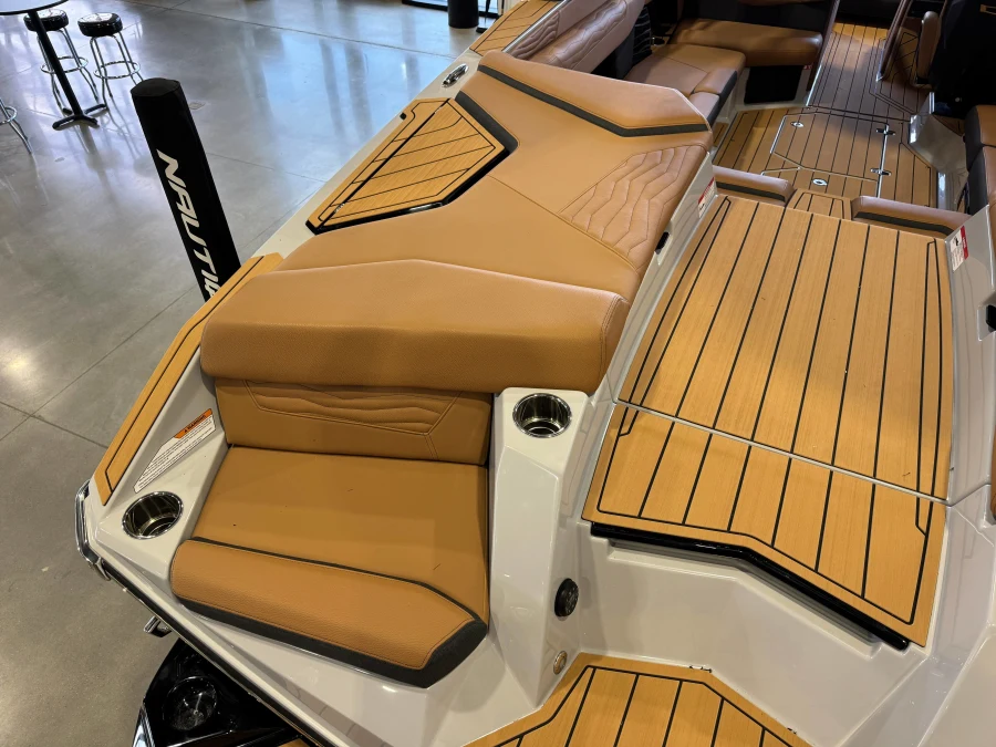 2027-nautique-g23-147022-image12