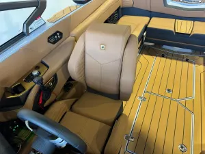 2027-nautique-g23-147022-image21