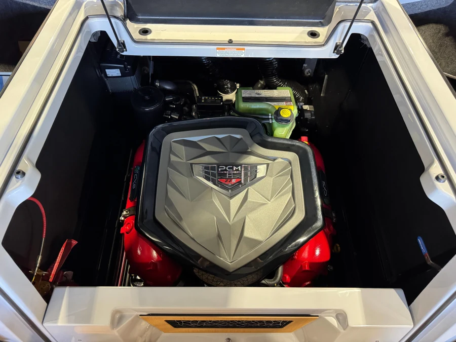 2027-nautique-g23-147022-image28
