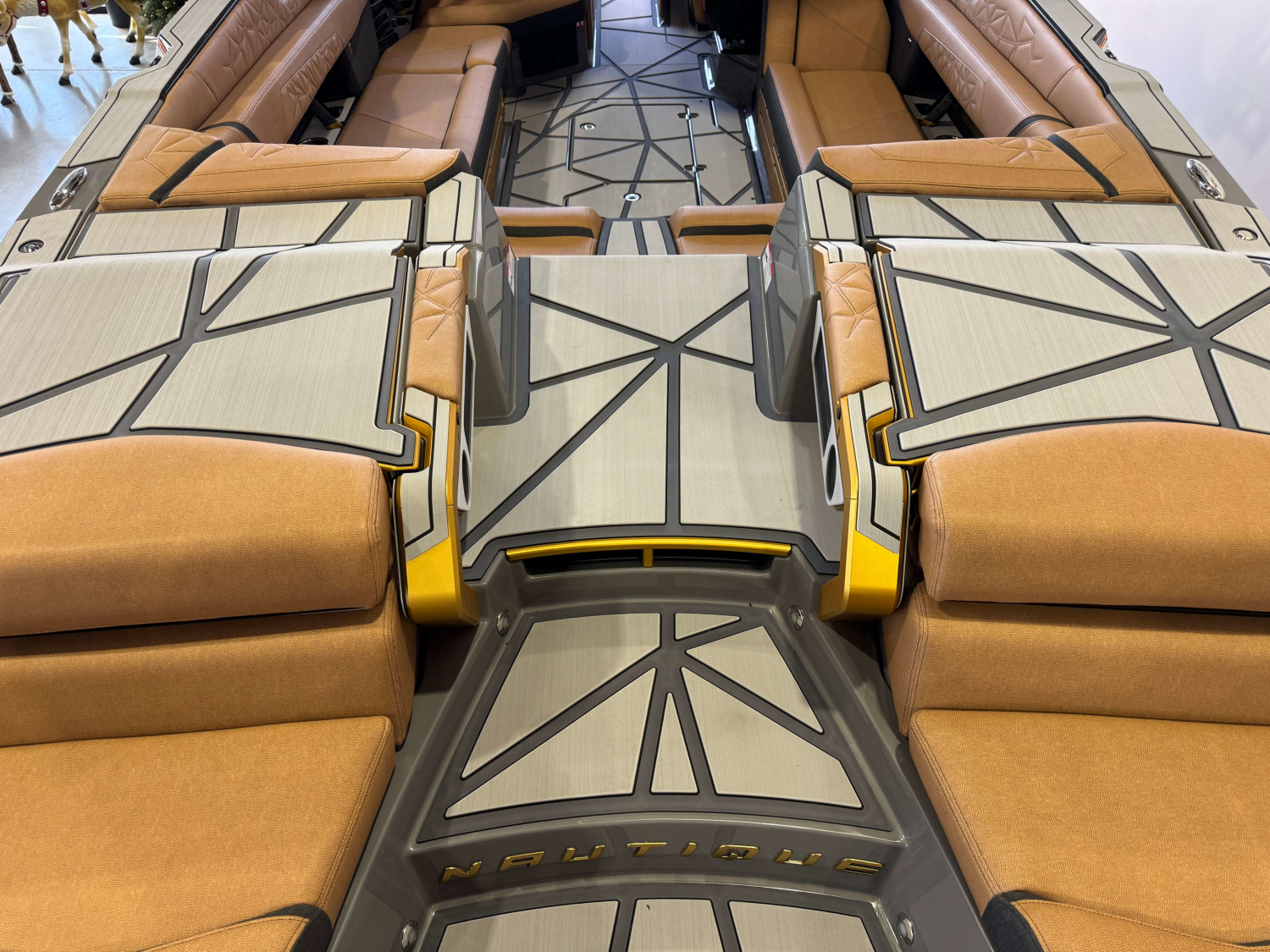 2027 Nautique Super Air Nautique G25 Paragon