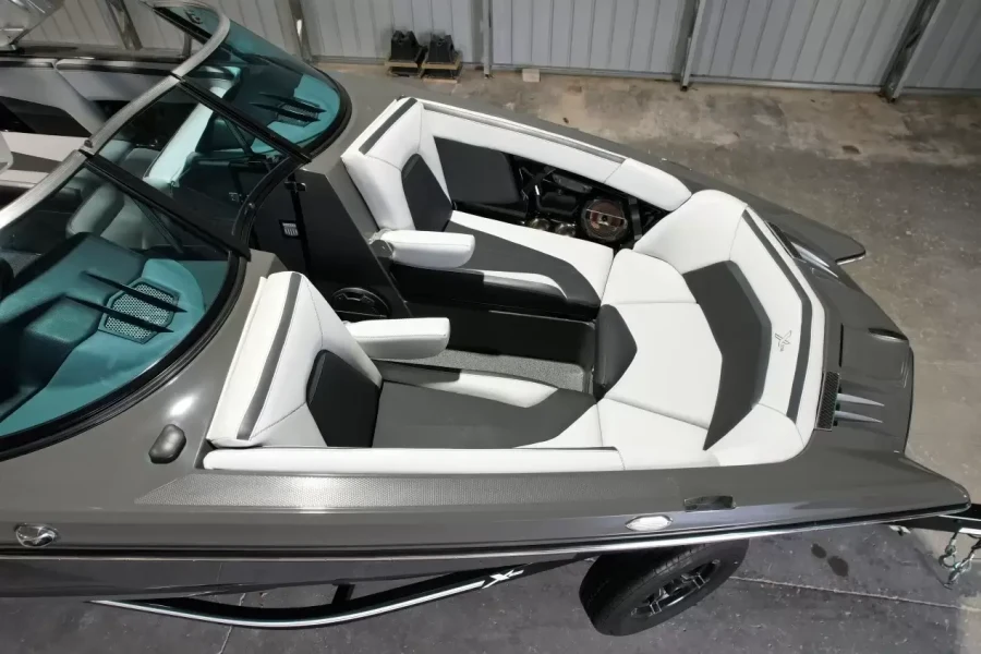 2019-mastercraft-x-star-147030-image14