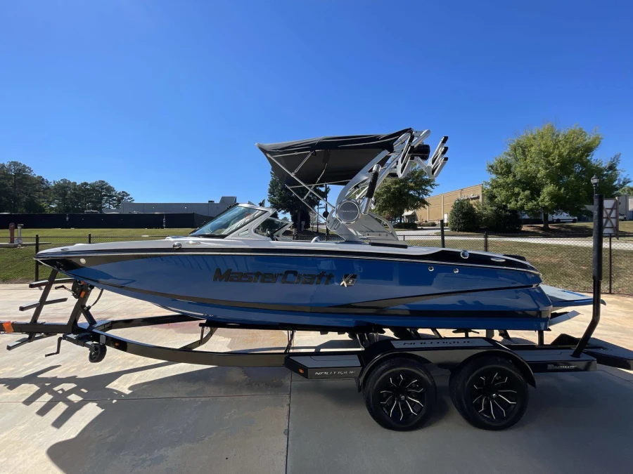 2014-mastercraft-x2-147039-image2