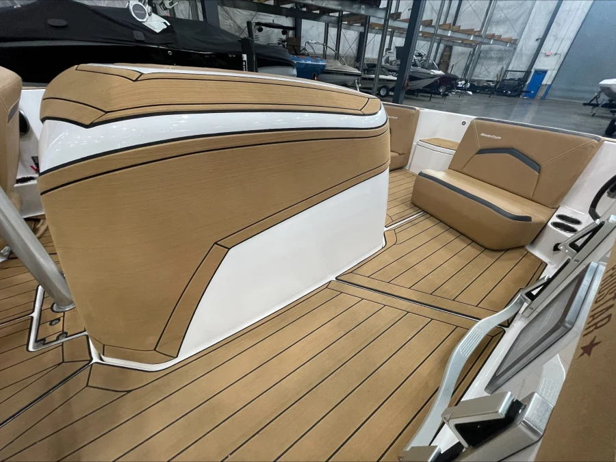 2026-mastercraft-prostar-147040-image11