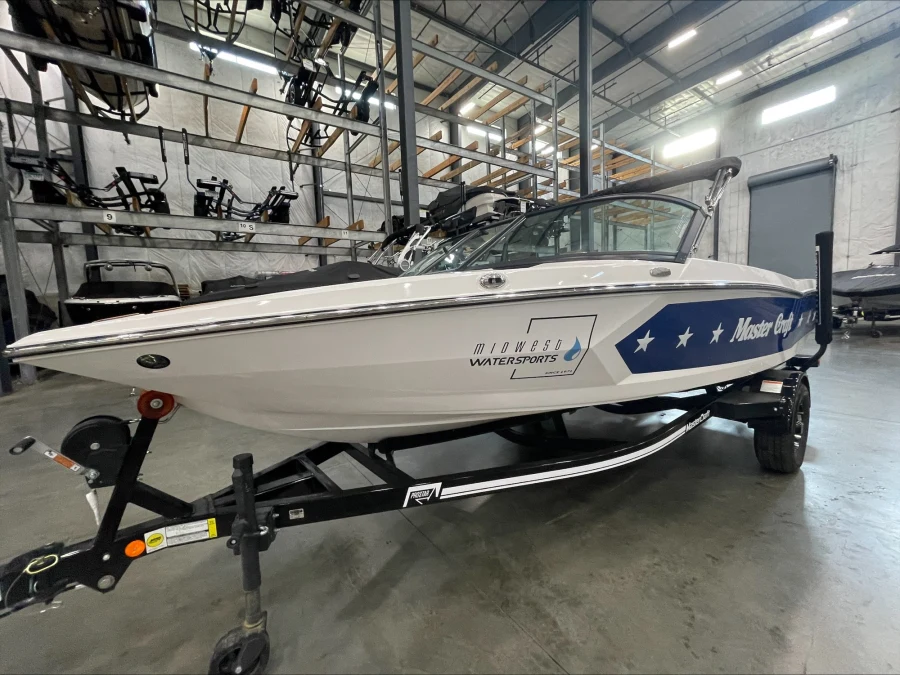 2026-mastercraft-prostar-147040-image2