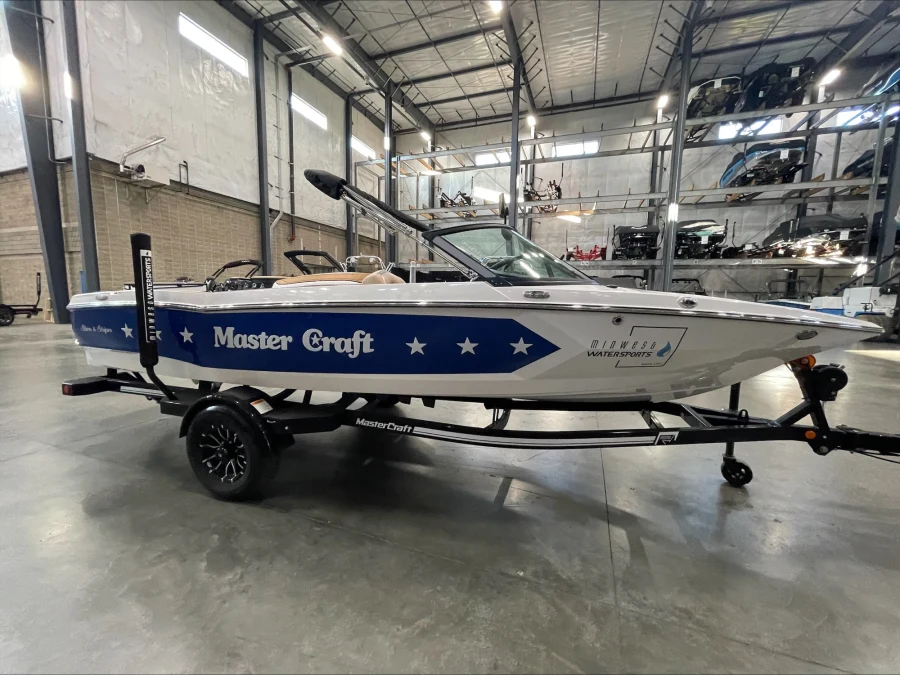 2026-mastercraft-prostar-147040-image5