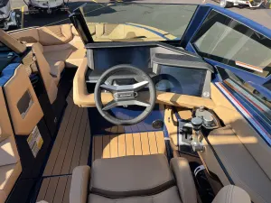 2027-mastercraft-x22-147048-image11