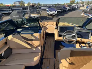 2027-mastercraft-x22-147048-image12