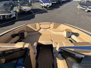 2027-mastercraft-x22-147048-image13