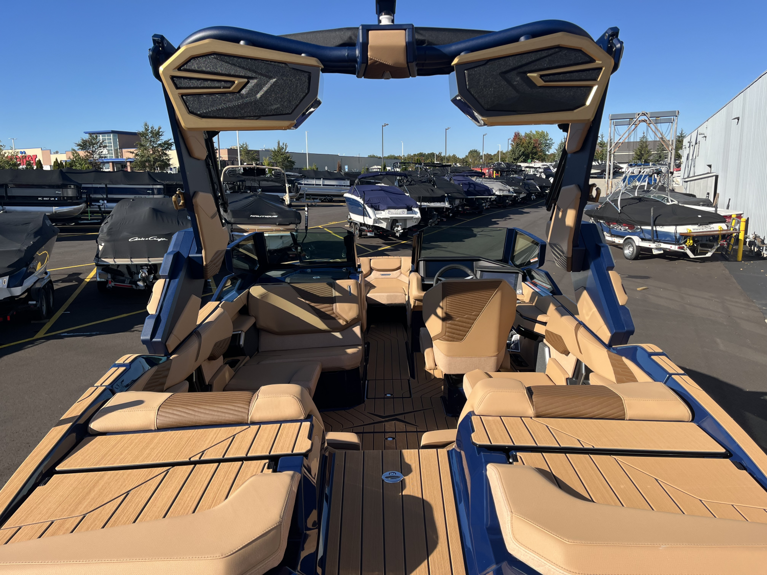 2027 MasterCraft X22