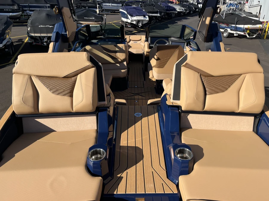 2027-mastercraft-x22-147048-image7