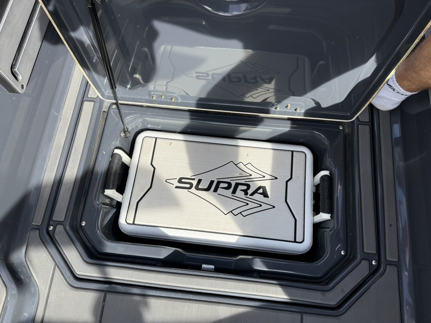 2023 SUPRA SE 575