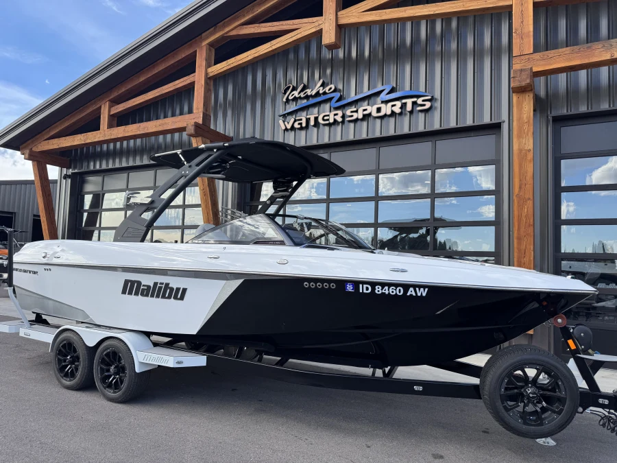 2017-malibu-wakesetter-25-lsv-147052-image3