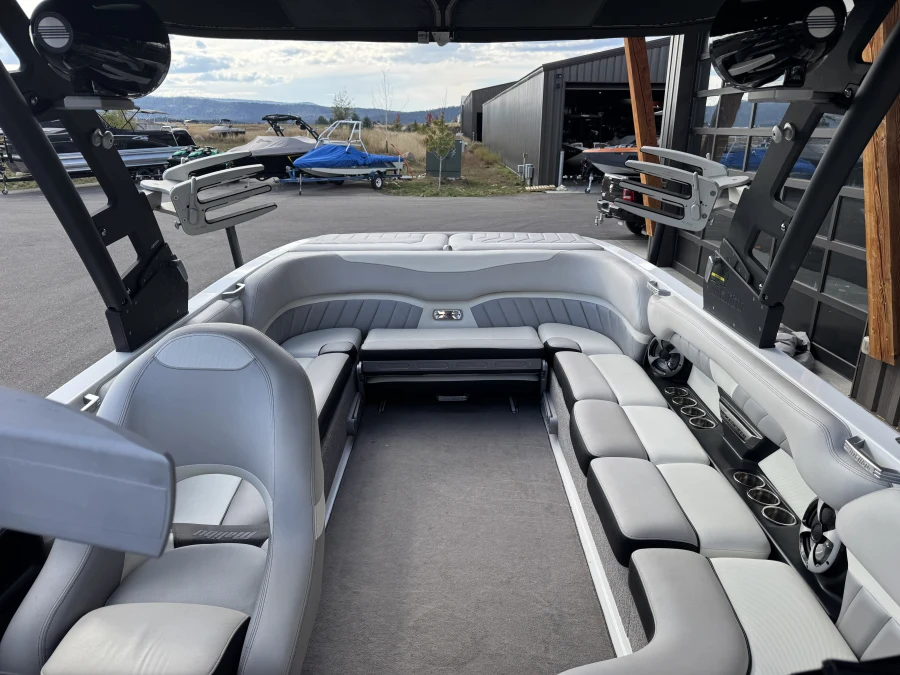 2017-malibu-wakesetter-25-lsv-147052-image9