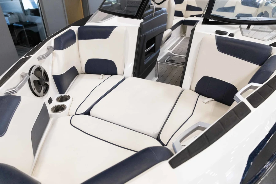 2019-malibu-wakesetter-22-lsv-147055-image12