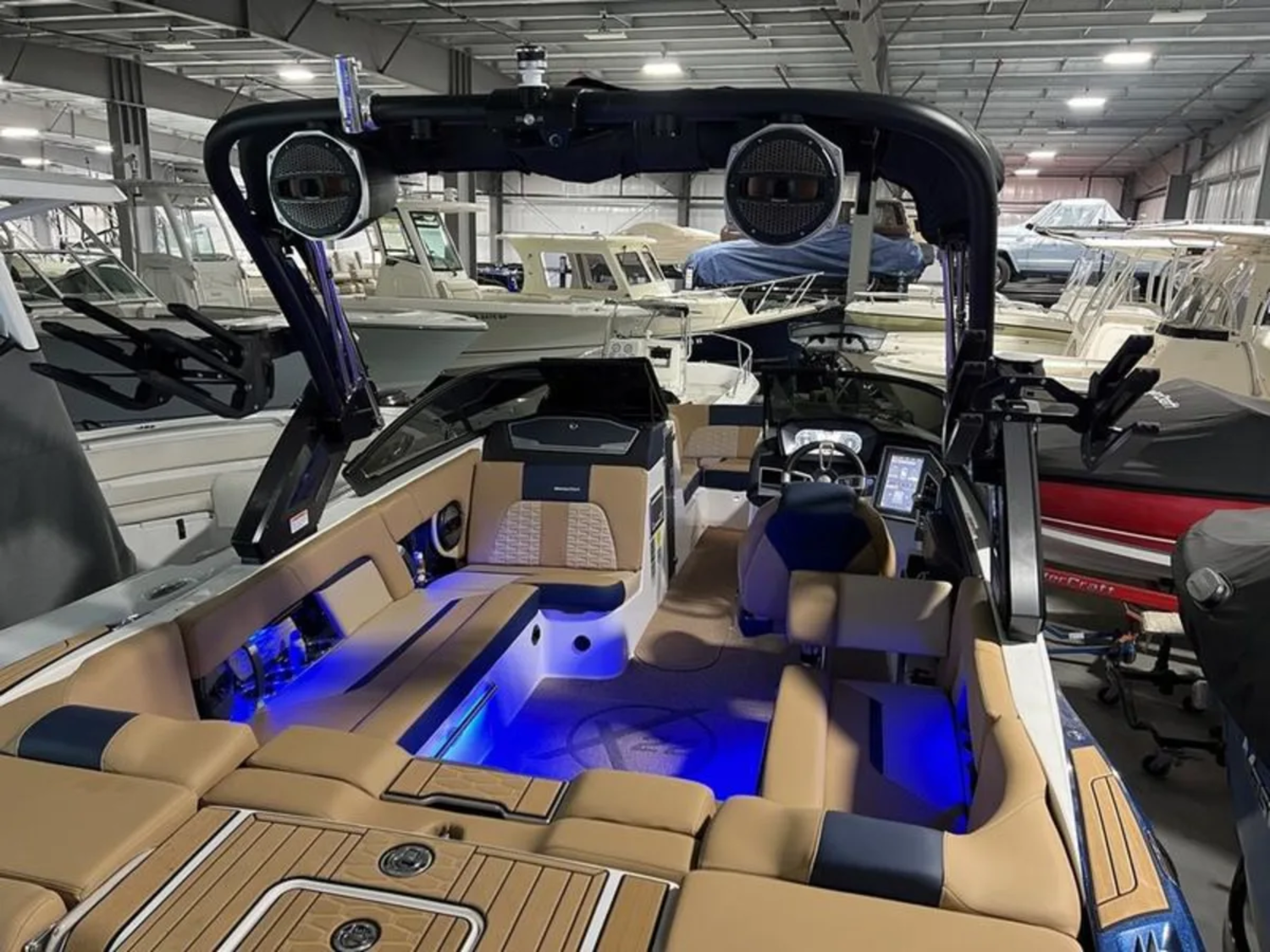 2023 MasterCraft X22
