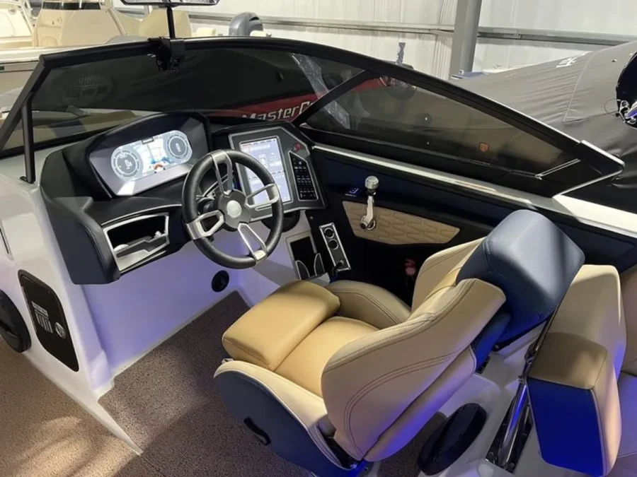 2023-mastercraft-x22-147064-image3.webp