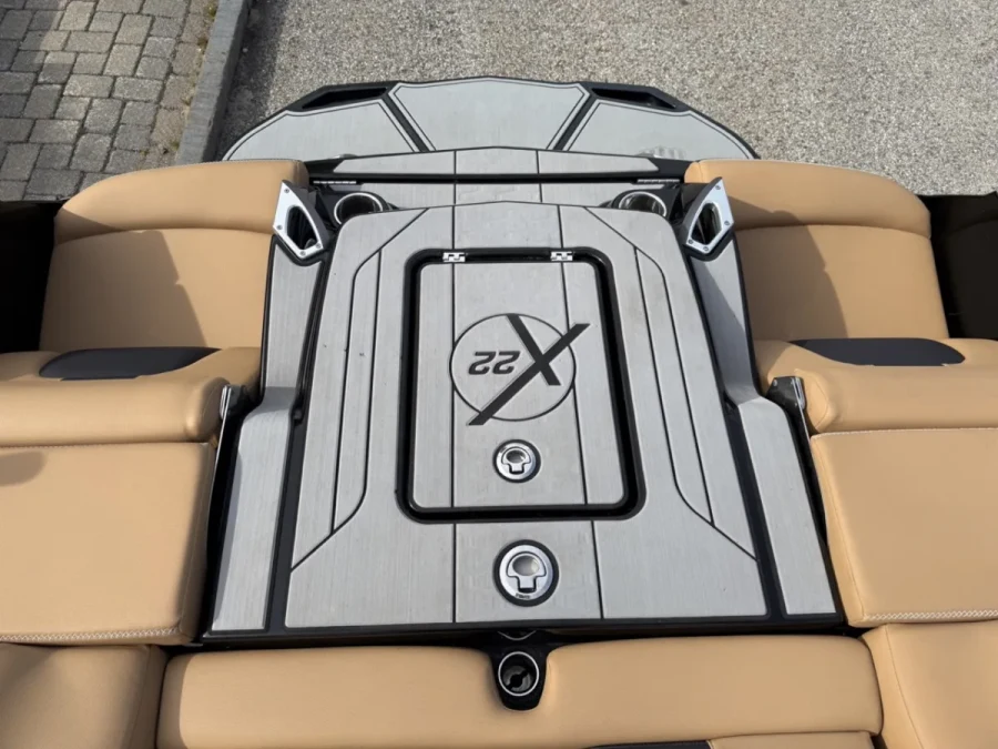 2021-mastercraft-x22-147065-image13.webp
