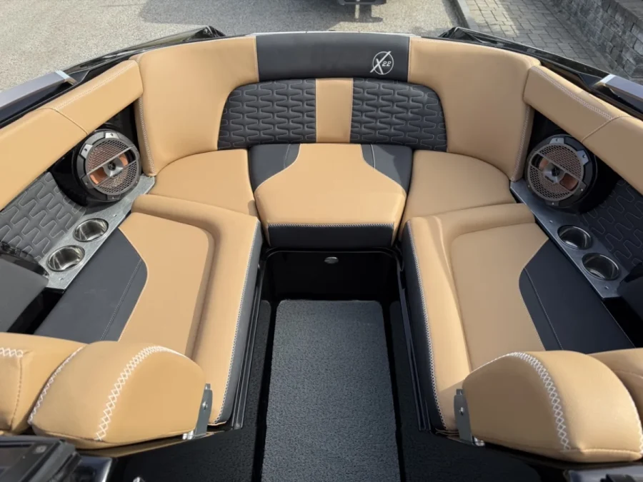 2021-mastercraft-x22-147065-image5.webp