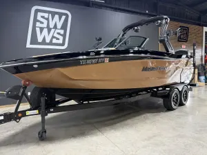 2024-mastercraft-xt23-147069-image1.webp