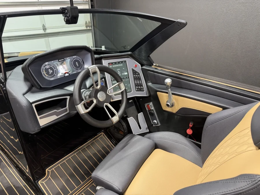 2024-mastercraft-xt23-147069-image13.webp