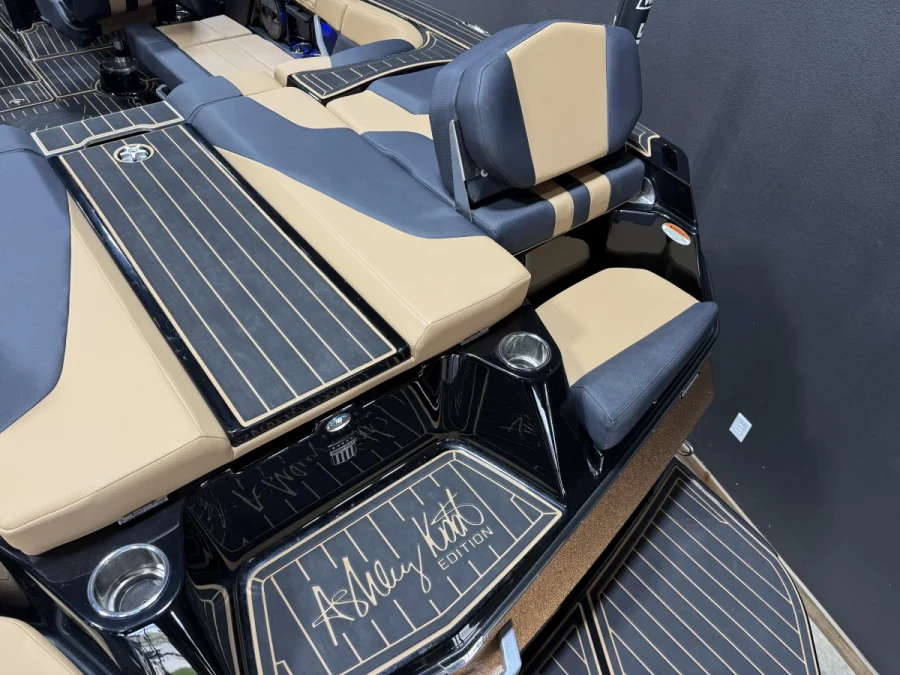 2024-mastercraft-xt23-147069-image16.webp