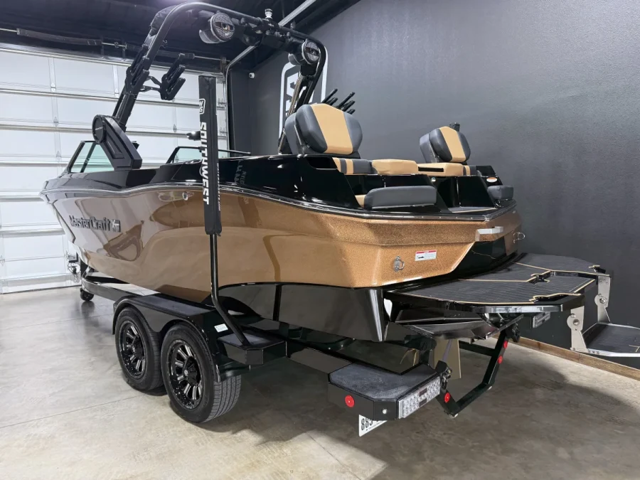 2024-mastercraft-xt23-147069-image18.webp