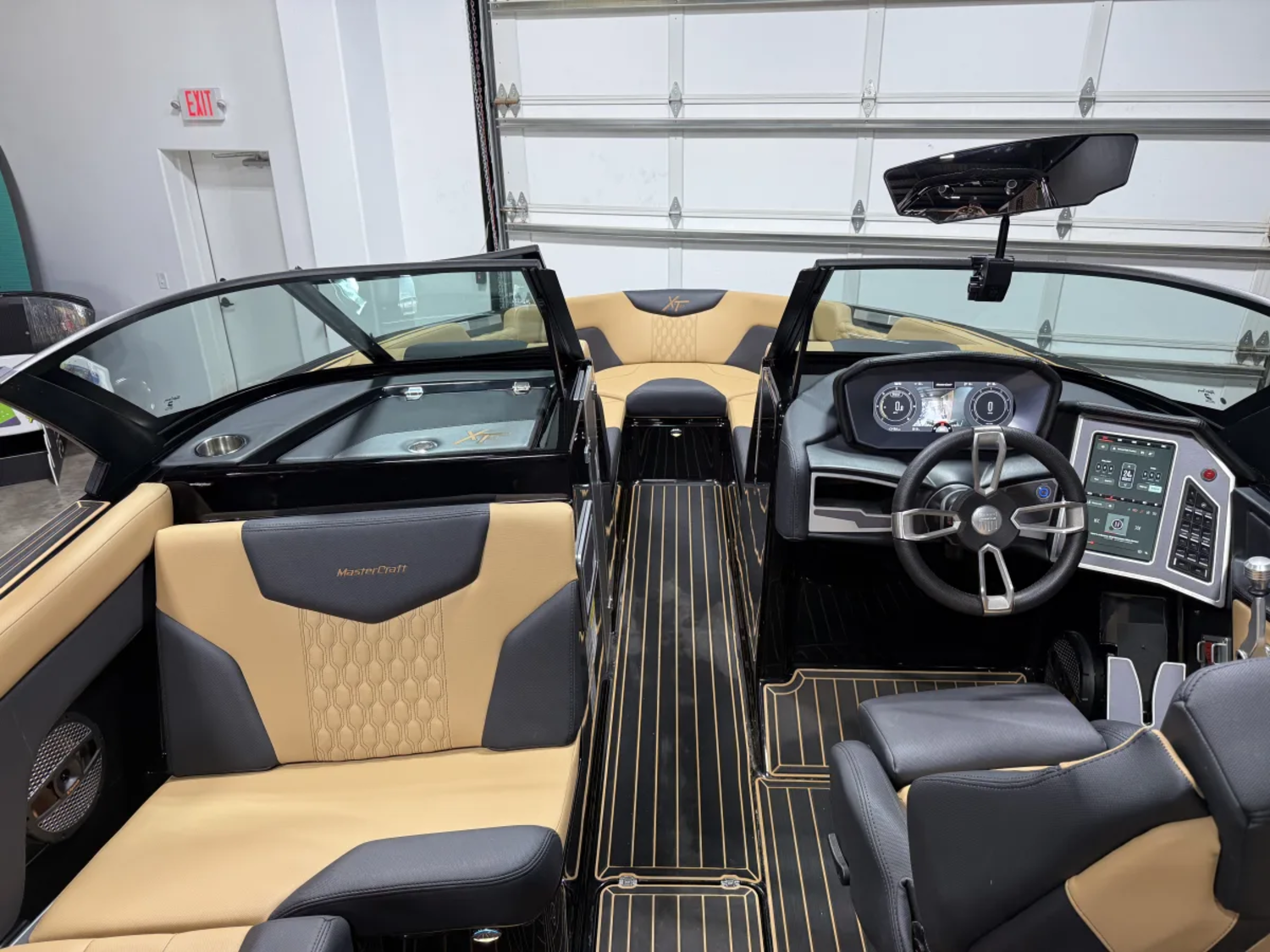 2024 MasterCraft XT23 Ashley Kidd Edition