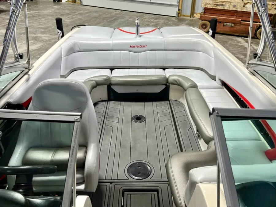 2004-mastercraft-x30-147073-image3.webp