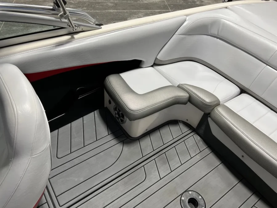 2004-mastercraft-x30-147073-image8.webp